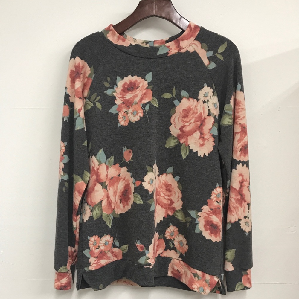Sweat shirts. New